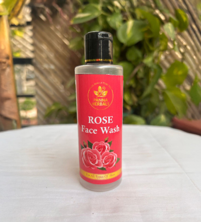 Rose-Face-Wash-02